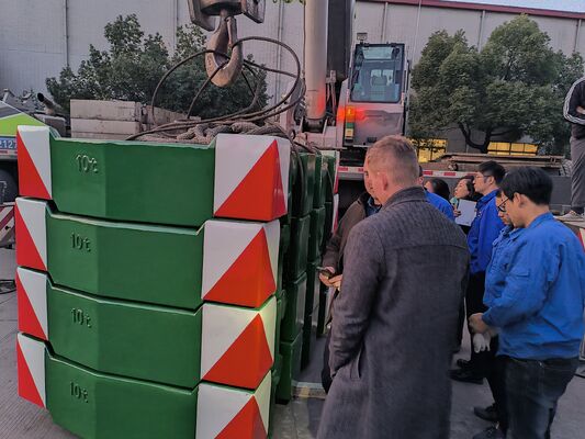 OEM Yüksek Kaliteli Kum dökme demir parçaları 10 ton vinç için karşı ağırlık