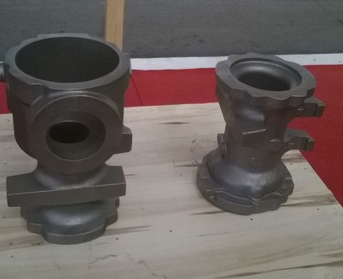 Rezin kum döküm demir parçaları inşaat makineleri ve endüstriyel araçlar için trompet kolu