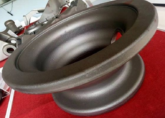 OEM Yüksek Kaliteli Kum Atma Demir Tekerlek Araçları Kamyonlar için FCD550 GGG55 QT550 Malzeme