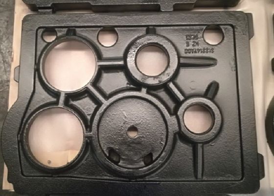 Gri Döküm Malzeme GG 250 ile Kum Döküm Kamyon Parçaları Kılıf Kapak