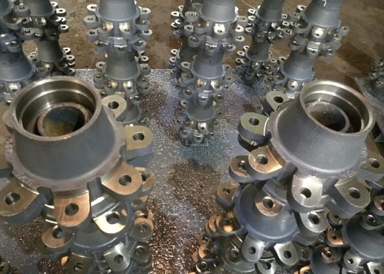 İşleme Özel Kamyon Parçaları Döküm Arka Göbek Sfero Döküm Malzemesi TS16949