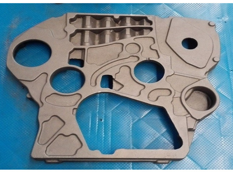 Doğru Boyutlu Gri Demir Döküm Dişli Kutusu Kumlama Yüzey İşlemi